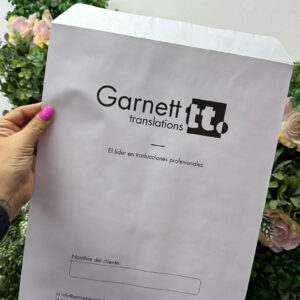 Sobre institucional tamaño carta impreso a una tinta papel couche