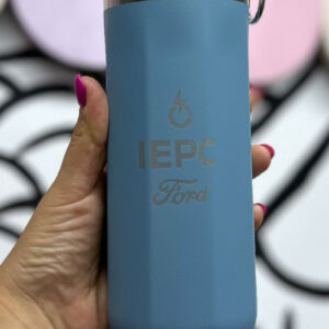 Termo metálico hexagonal ergonómico y de fácil sujeción