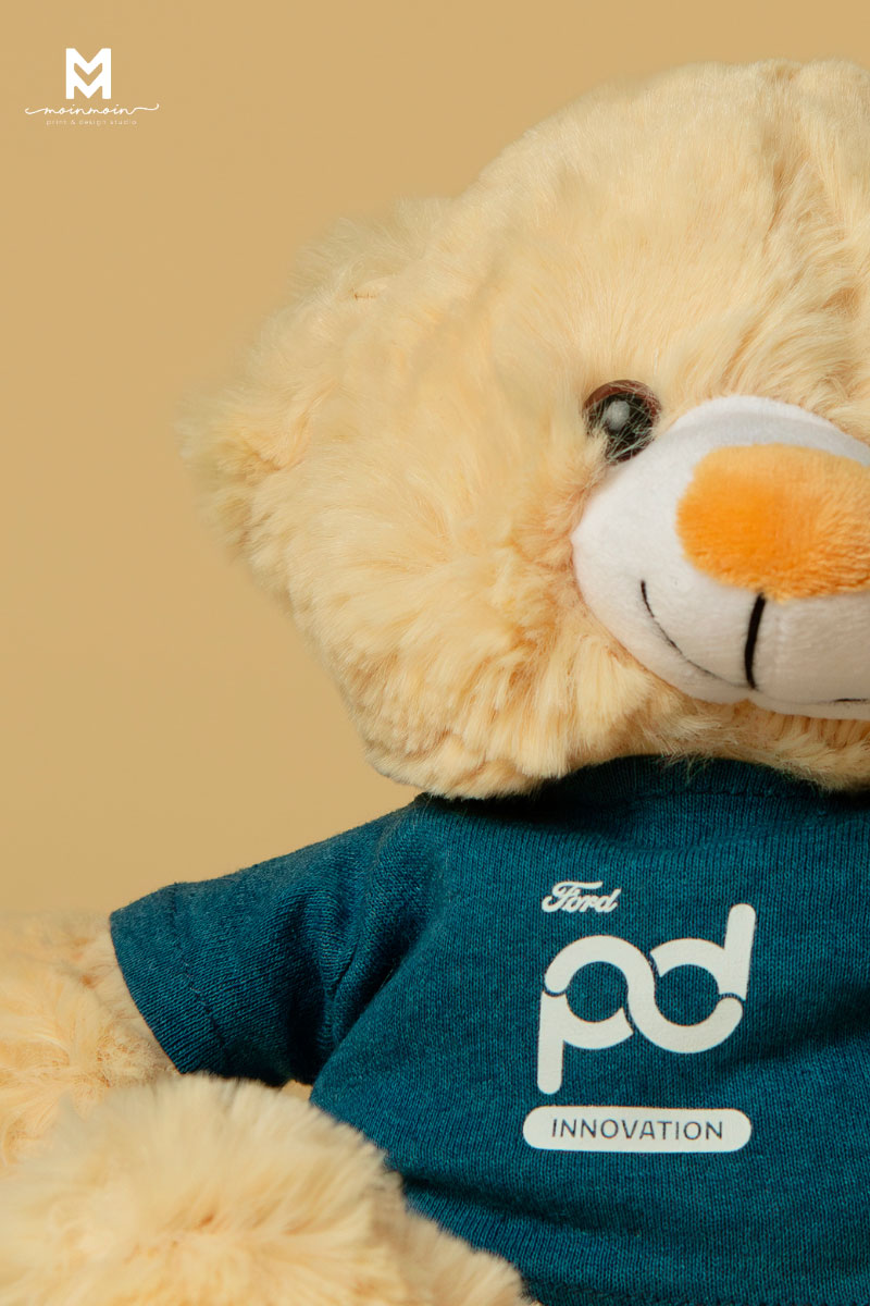 Oso de peluche personalizado para branding conmemorativo mod-APMP0106 - Image 2